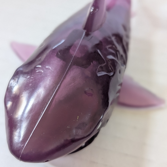 Disney Pirates of the Caribbean 5” Purple Shark Figure (Spin Master) - Picture 8 of 8